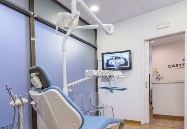 Clinica Dental en Castelldefels, Dentista en Castelldefels, Castelldent