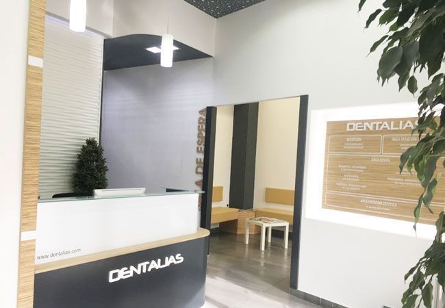 Dentista Santander, Clinica Dental Santander, Dentistas Santander Opiniones, Odontologos en Santander, Dentalias