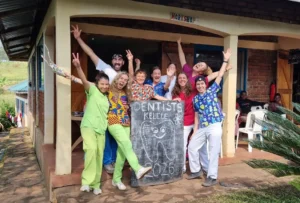 Equipo de voluntarios de Dentistas Kelele África 2026